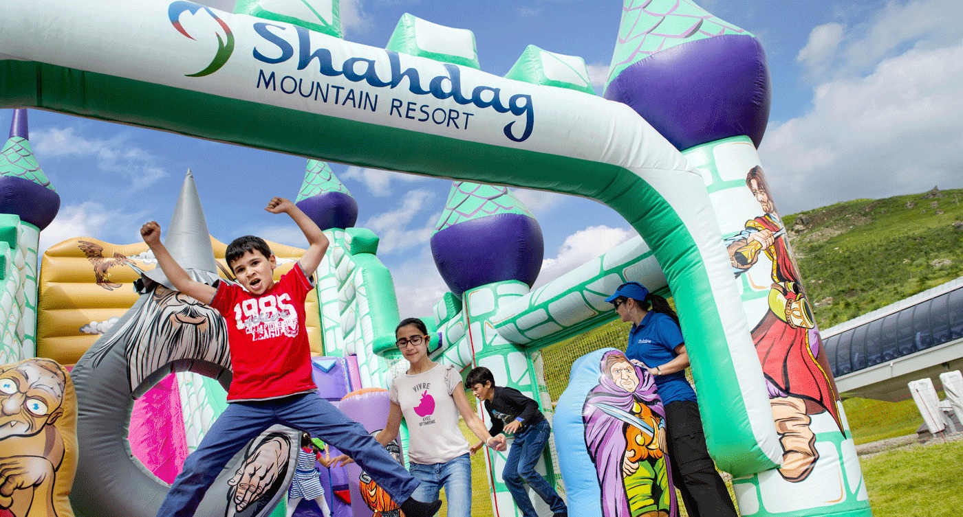 Enjoy refreshing time on Shahdag mountain