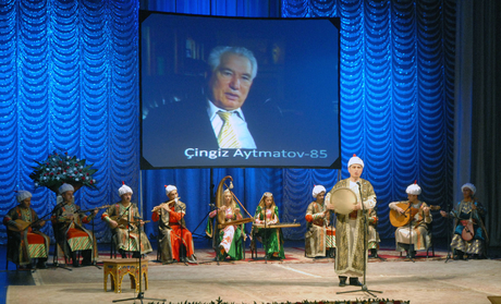 Baku marks 85 birth anniversary of Kyrgyz writer Chingiz Aitmatov