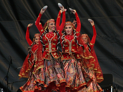 Azerbaijani dancers to join int'l festival in Turkey