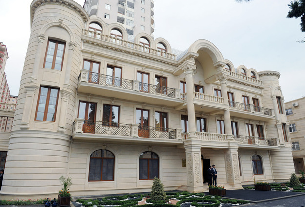 Central Art School to appear  in Baku