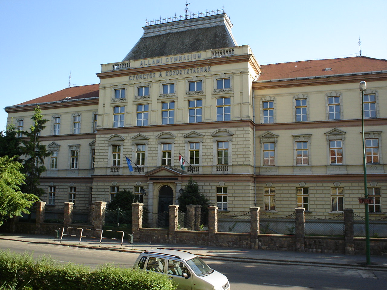 Hungarian delegation visits Azerbaijan