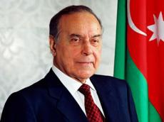 Heydar Aliyev, hero and national legend