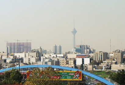 Sales of top 100 Iranian companies $215 bln in fiscal year