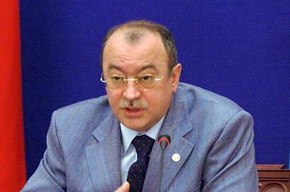 Azerbaijani Emergencies Minister visits Qatar