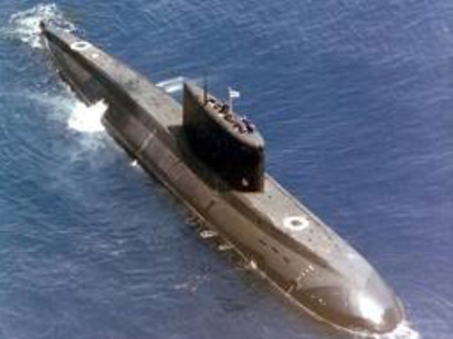 Iranian universities constructing eight submarines