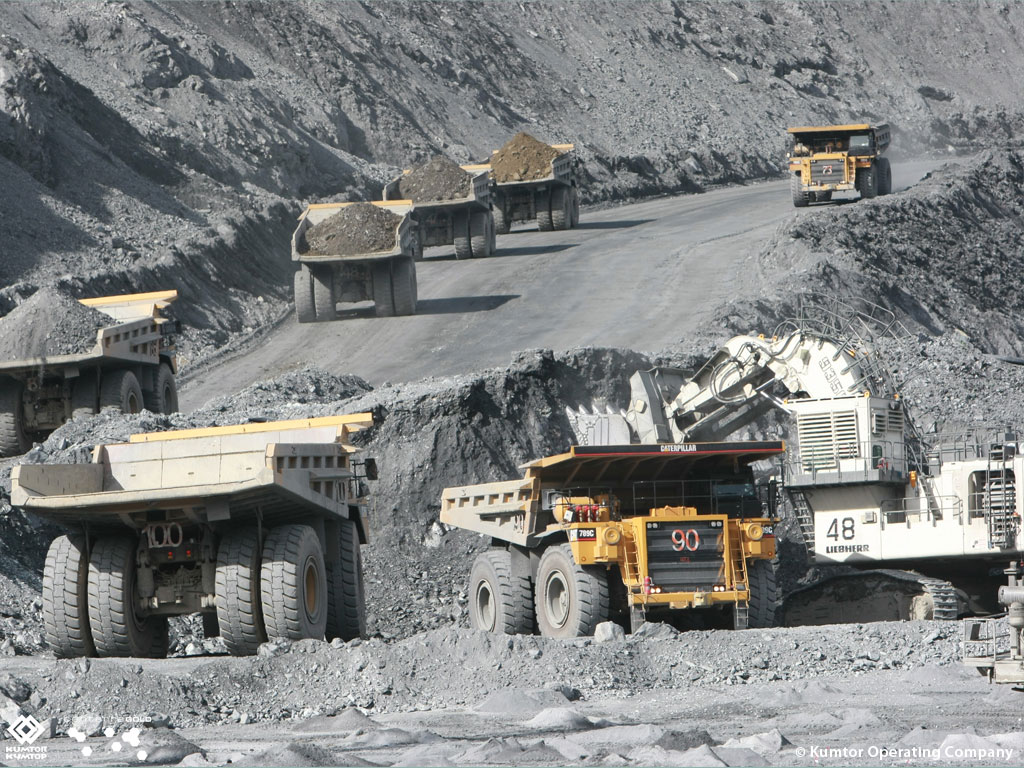 Kyrgyz-Canadian talks over Kumtor gold mine to last till fall