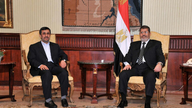 Ahmadinejad's visit to Egypt sign of thaw in bilateral relations
