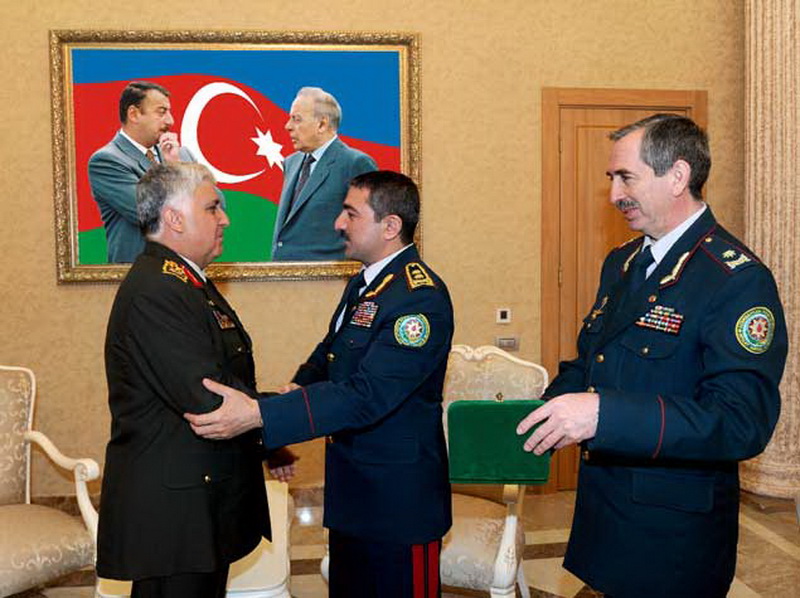 Azerbaijani, Turkish military officials mull ties
