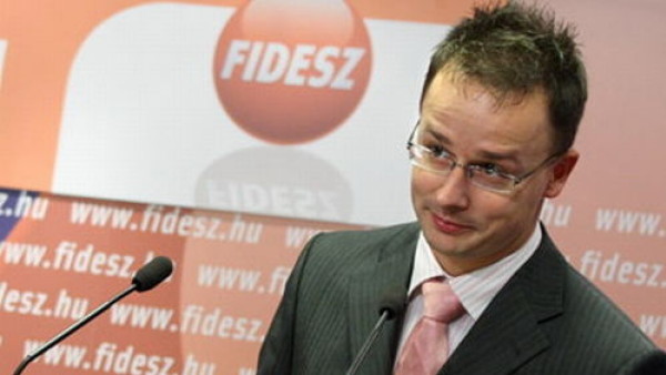 Hungarian businessmen to discuss co-op in tourism, banking fields in Baku