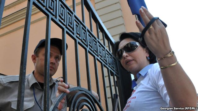 Georgian parliament designates 190 convicts as political prisoners