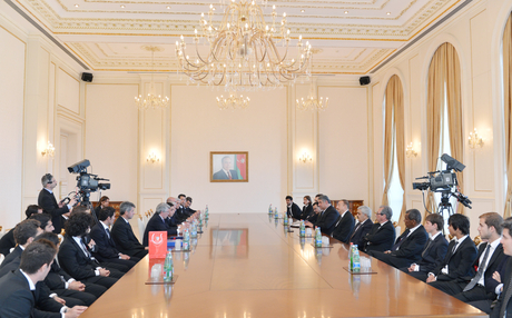 President Aliyev receives Atletico Madrid squad