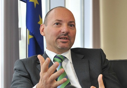 EU official says visa facilitation for Azerbaijan months away