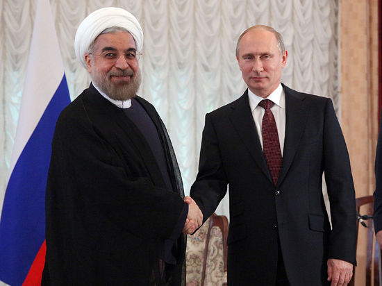 Putin, Rouhani discuss legal status of Caspian Sea