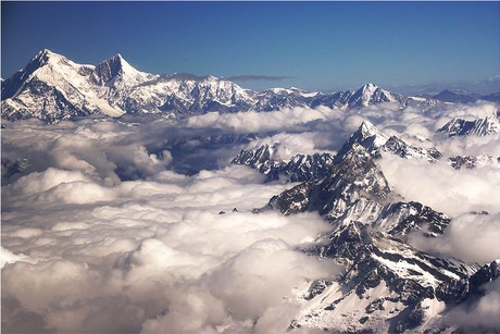 Azerbaijani mountain climbers to conquer Himalayas