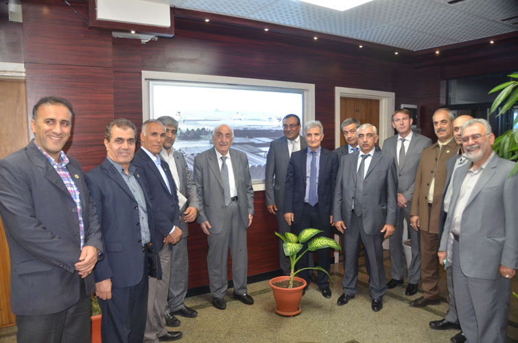 Baku, Tehran mull cooperation in oil, gas production