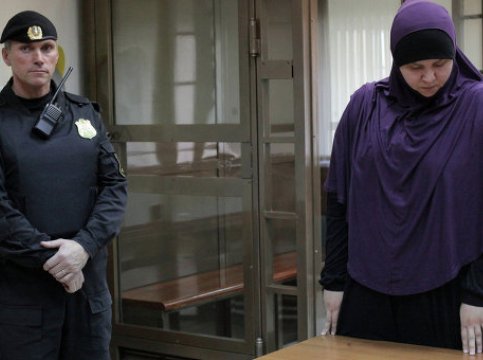 Muslim woman sentenced over 'extremist' article