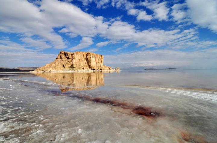 Drying lake Urmia threatens environment in Middle East