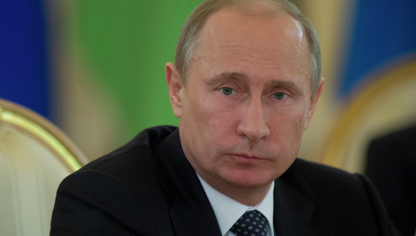 Putin submits foreign accounts ban bill