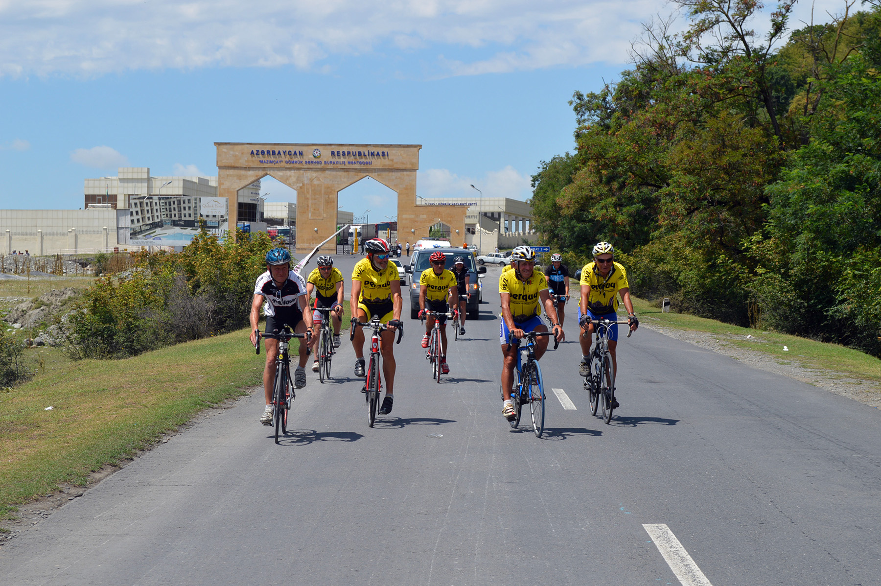 Int'l bicycle tour to end in Azerbaijani capital