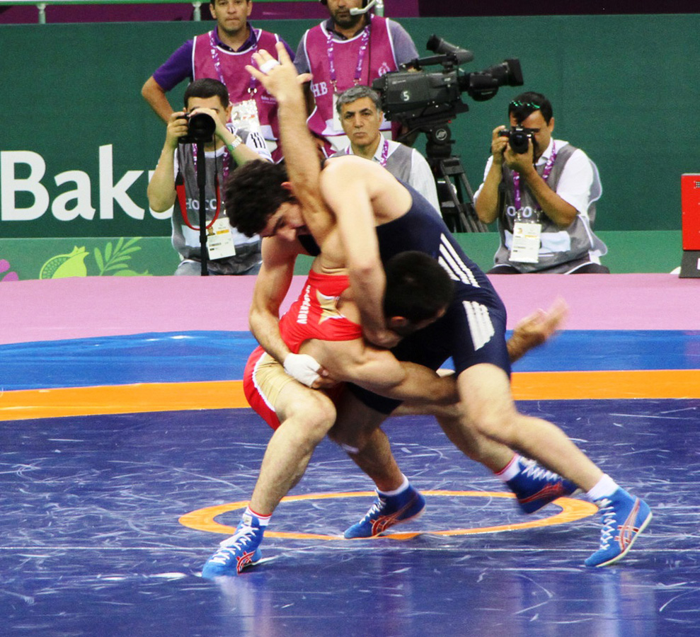 Another Azerbaijani wrestler advances to finals