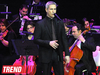 Alessandro Safina gives thrilling concert in Baku