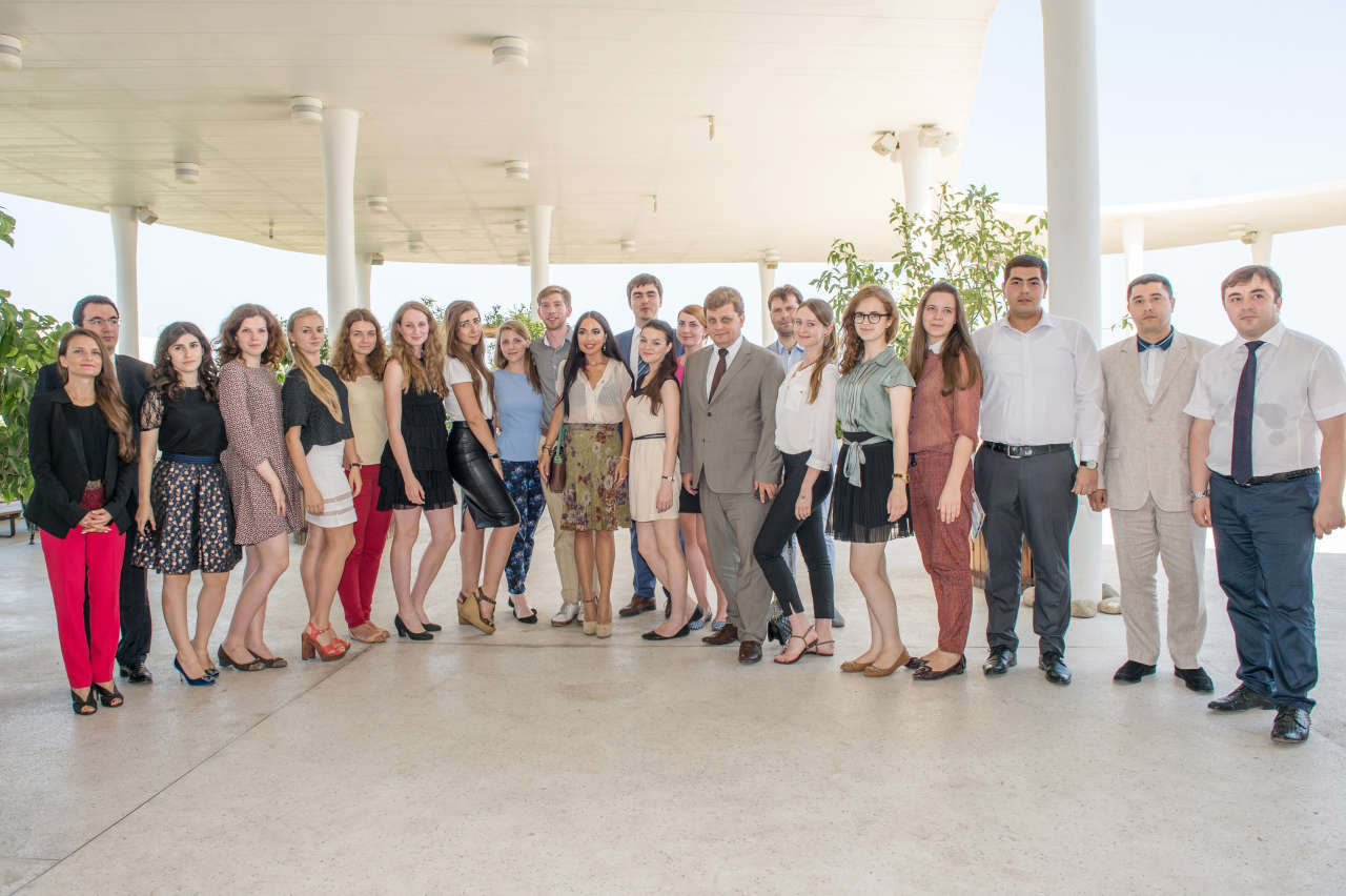 Leyla Aliyeva meets Russian students