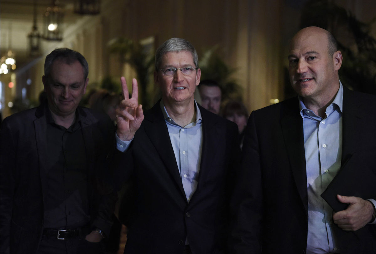 Five ways that Apple is already positioned to be a car company