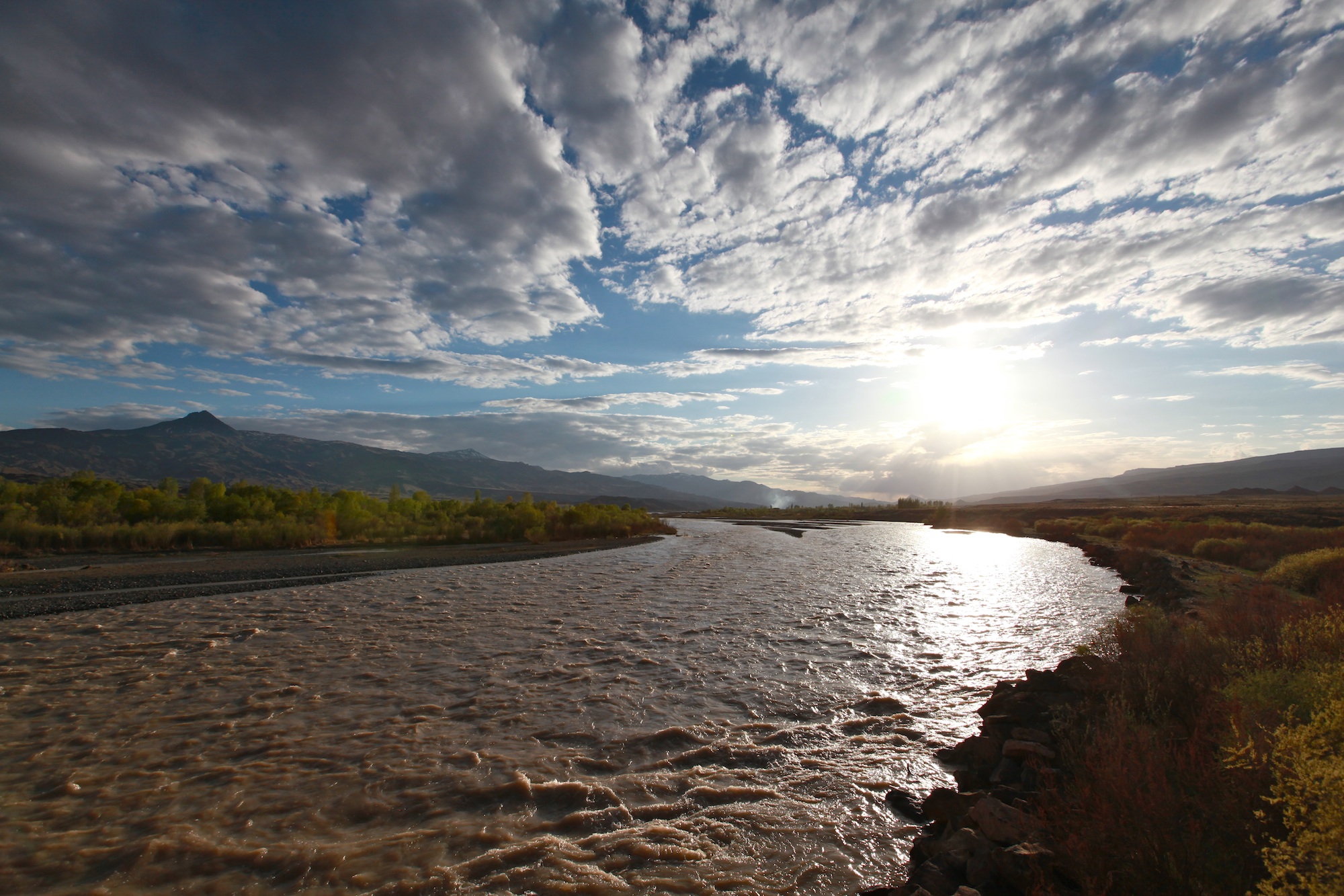 Rising temperatures lower water levels