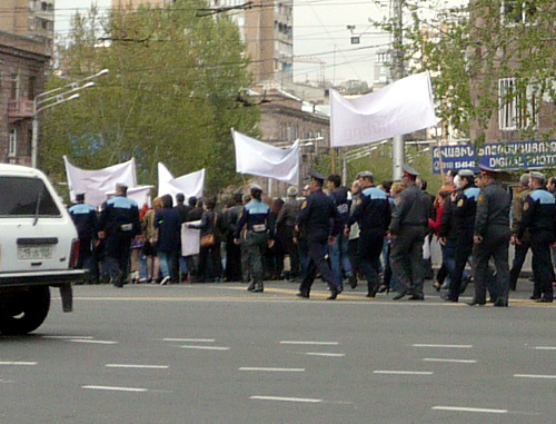 Armenian activists protesting against united air defense deal with Russia