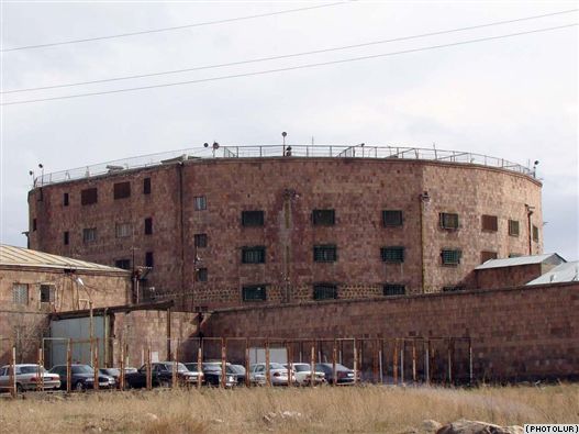 Armenian judicial system needs reforms - Ombudsman