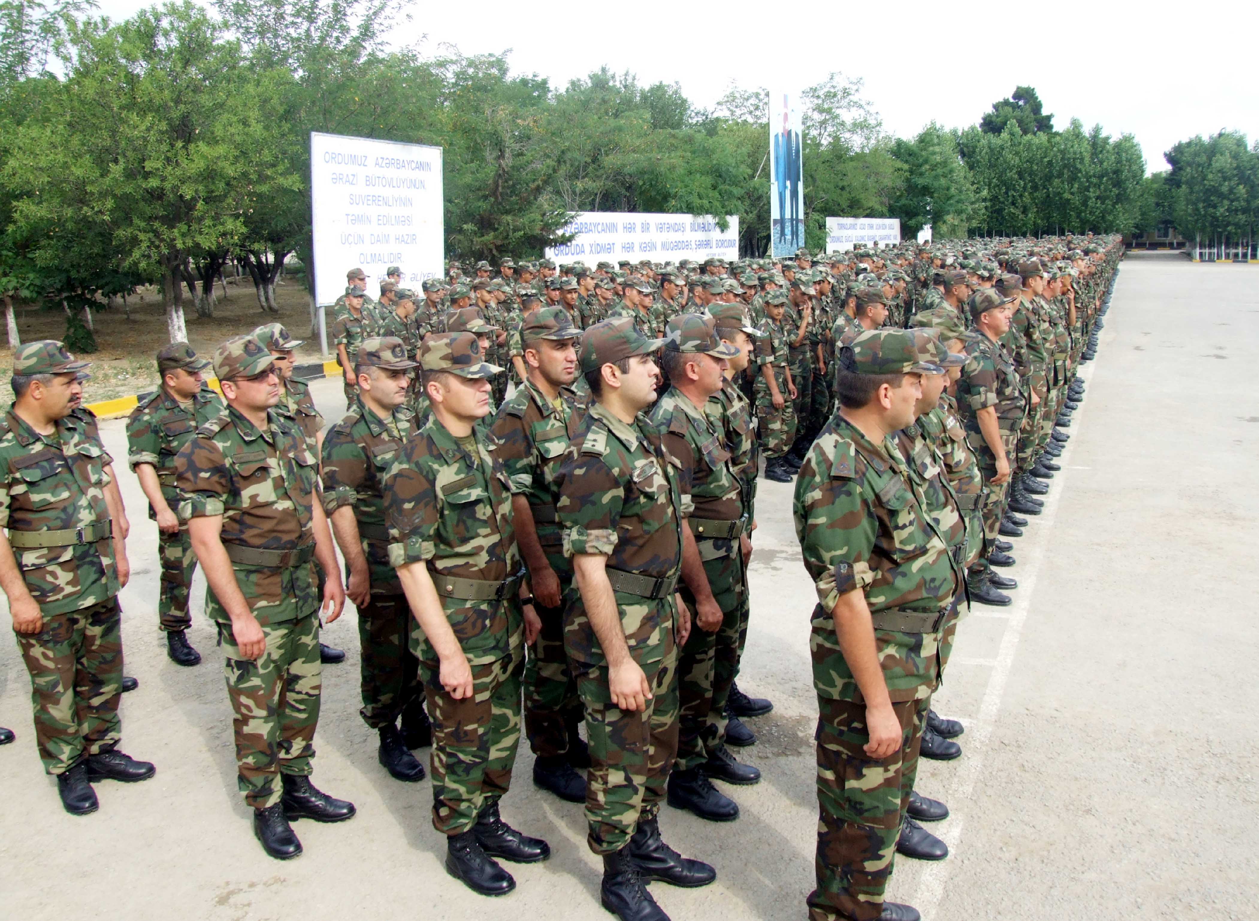 Azerbaijani servicemen to attend int'l trainings