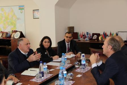Azerbaijan, Netherlands consider joint business activity