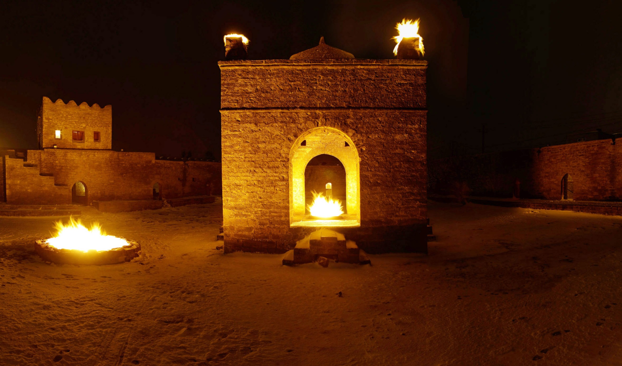 Ateshgah temple: attraction for visitors throughout centuries