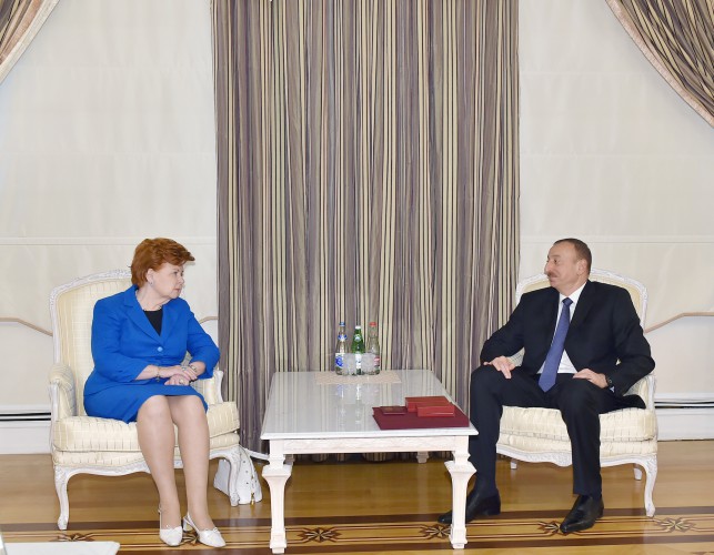 President Aliyev receives Latvia’s ex-president