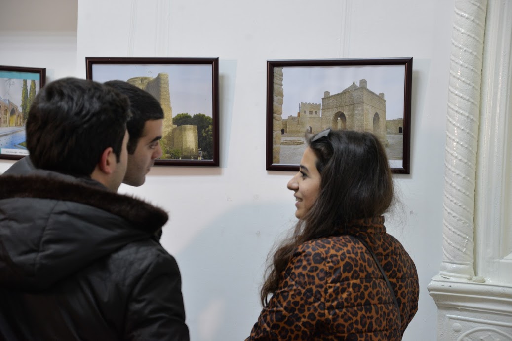 Natavan gallery hosts new exhibition