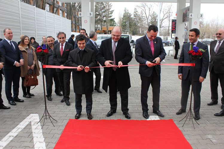 SOCAR opens new filling station in Romania