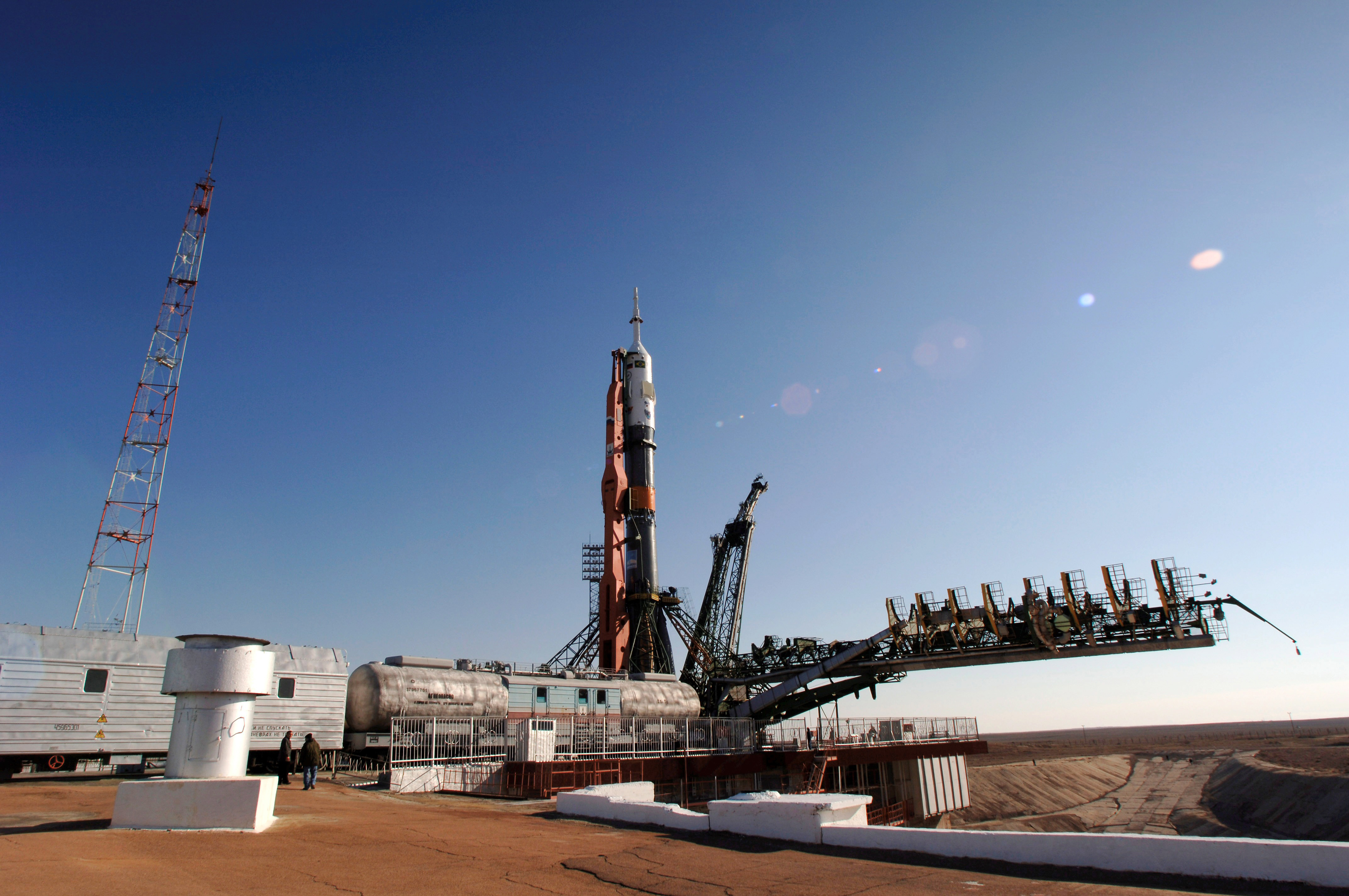 Russia, Kazakhstan ink road map on Baikonur Cosmodrome