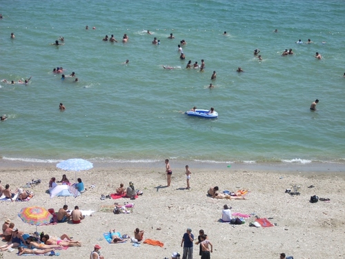 Azerbaijani beaches open for 2013 season