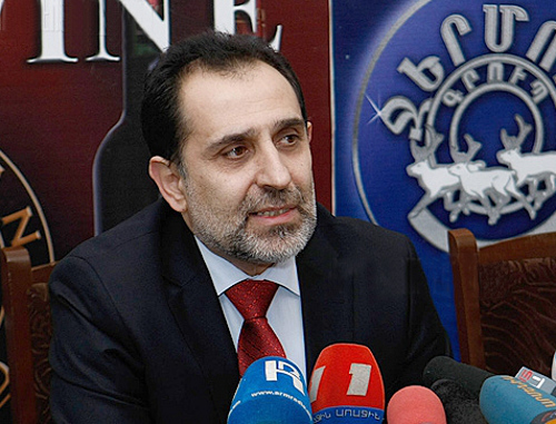 Armenian presidential candidate calls for parliament boycott