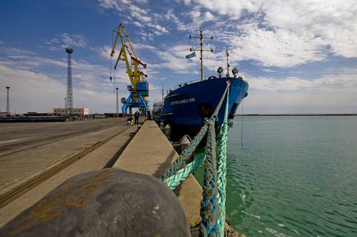 Over 12 mln tons of cargo transported via sea in Azerbaijan in 2012