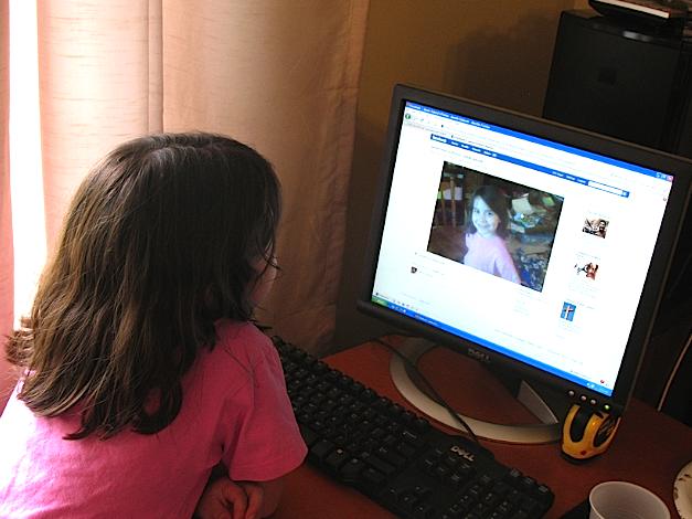 Cyber-bullying endangers Azerbaijani children too