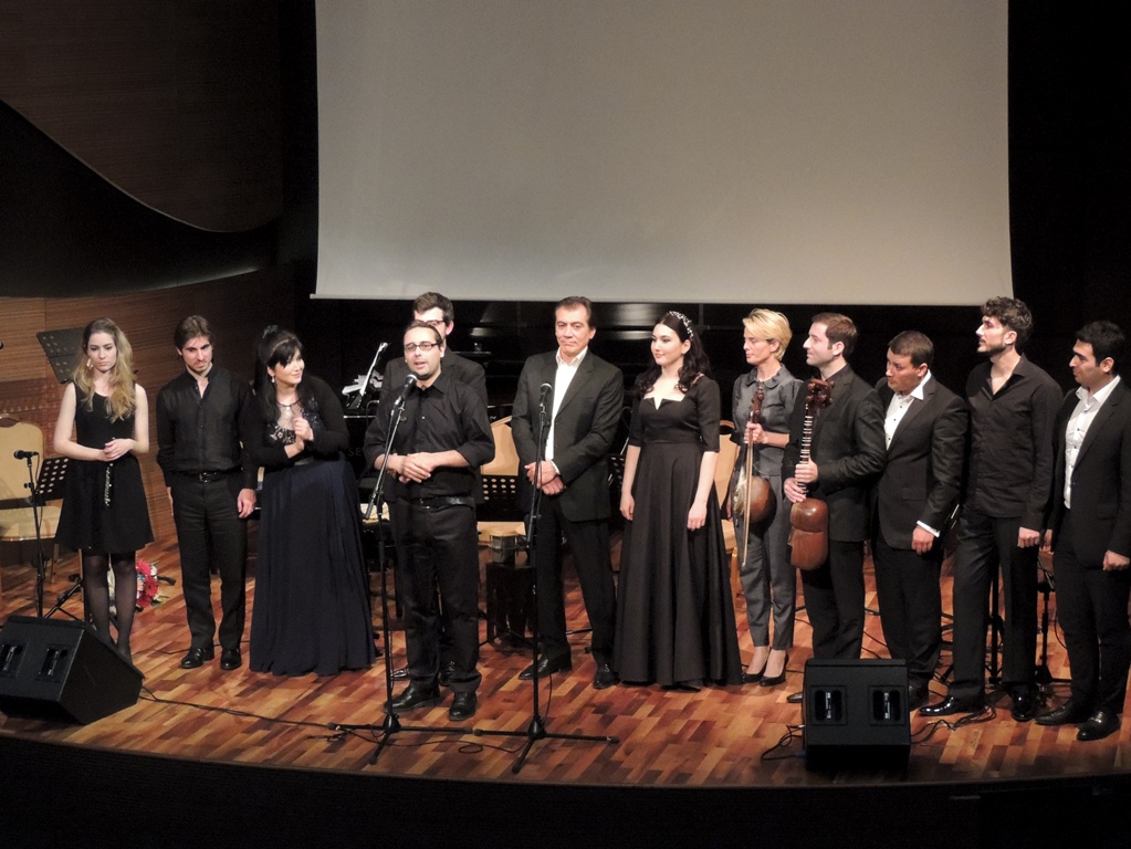 Azerbaijani, Italian musicians jointly perform in Baku