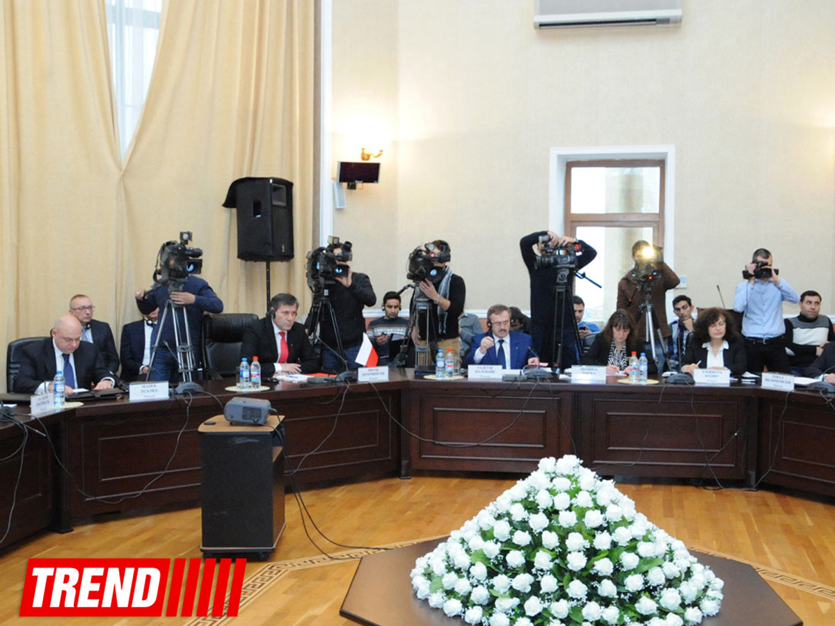 Azerbaijan, Poland discuss further cooperation