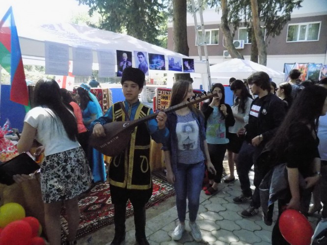 Azerbaijani students join cultural festival in Tbilisi