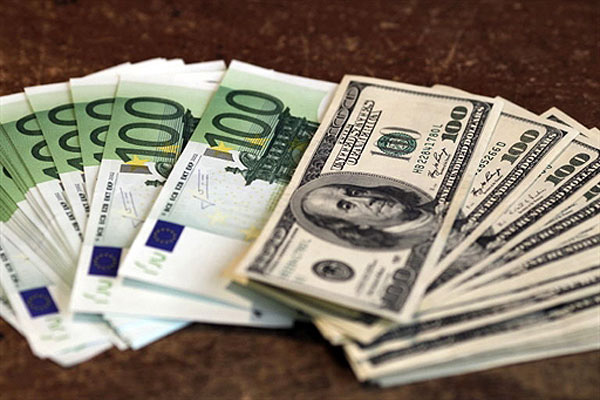 USD falls, euro rises