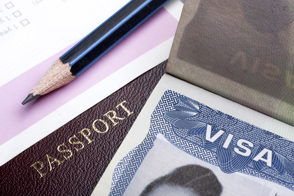 Azerbaijan halves e-visas issuing term