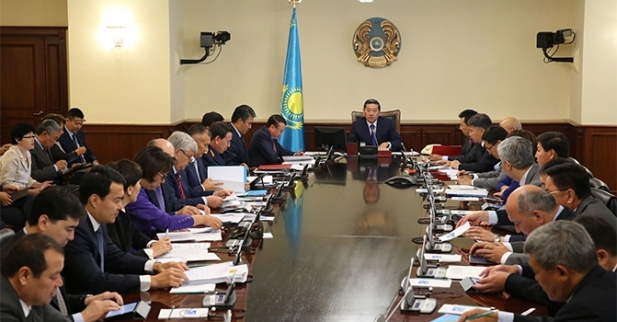 Kazakhstan adopts long-term energy efficiency program