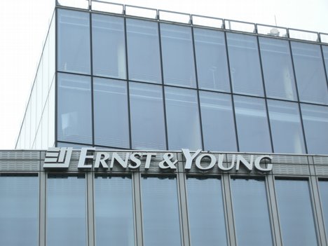 Ernst & Young hold seminar on Application of Chart of Accounts for banking sector