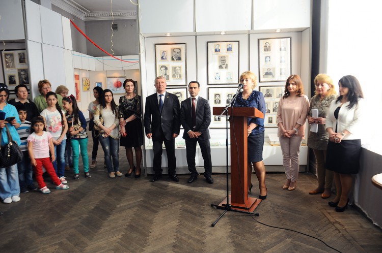 Baku 2015 expo held at Independence Museum