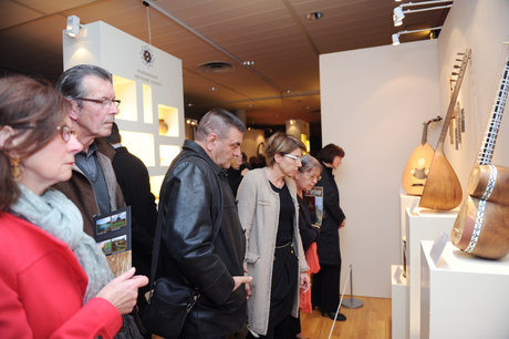 Heydar Aliyev Foundation holds exhibition in France